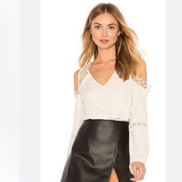Ramy Brook Drew Cold Shoulder White L/S Blouse NWT Size Large - Picture 2 of 9